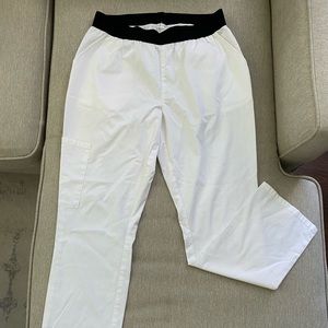 Jaanuu scrub pants
